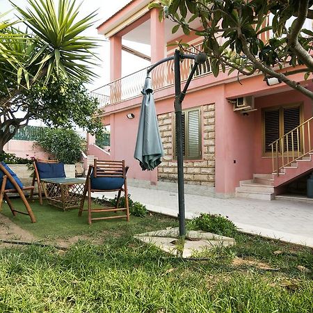 La Rosa Del Deserto Bed & Breakfast Scicli Eksteriør bilde