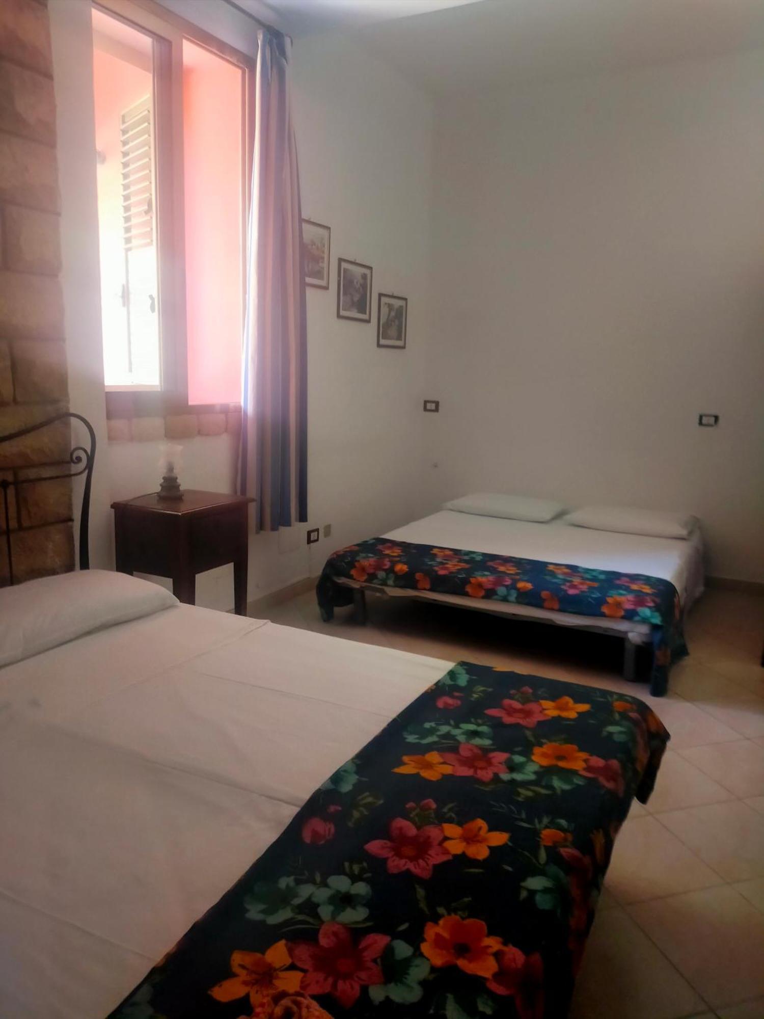 La Rosa Del Deserto Bed & Breakfast Scicli Eksteriør bilde